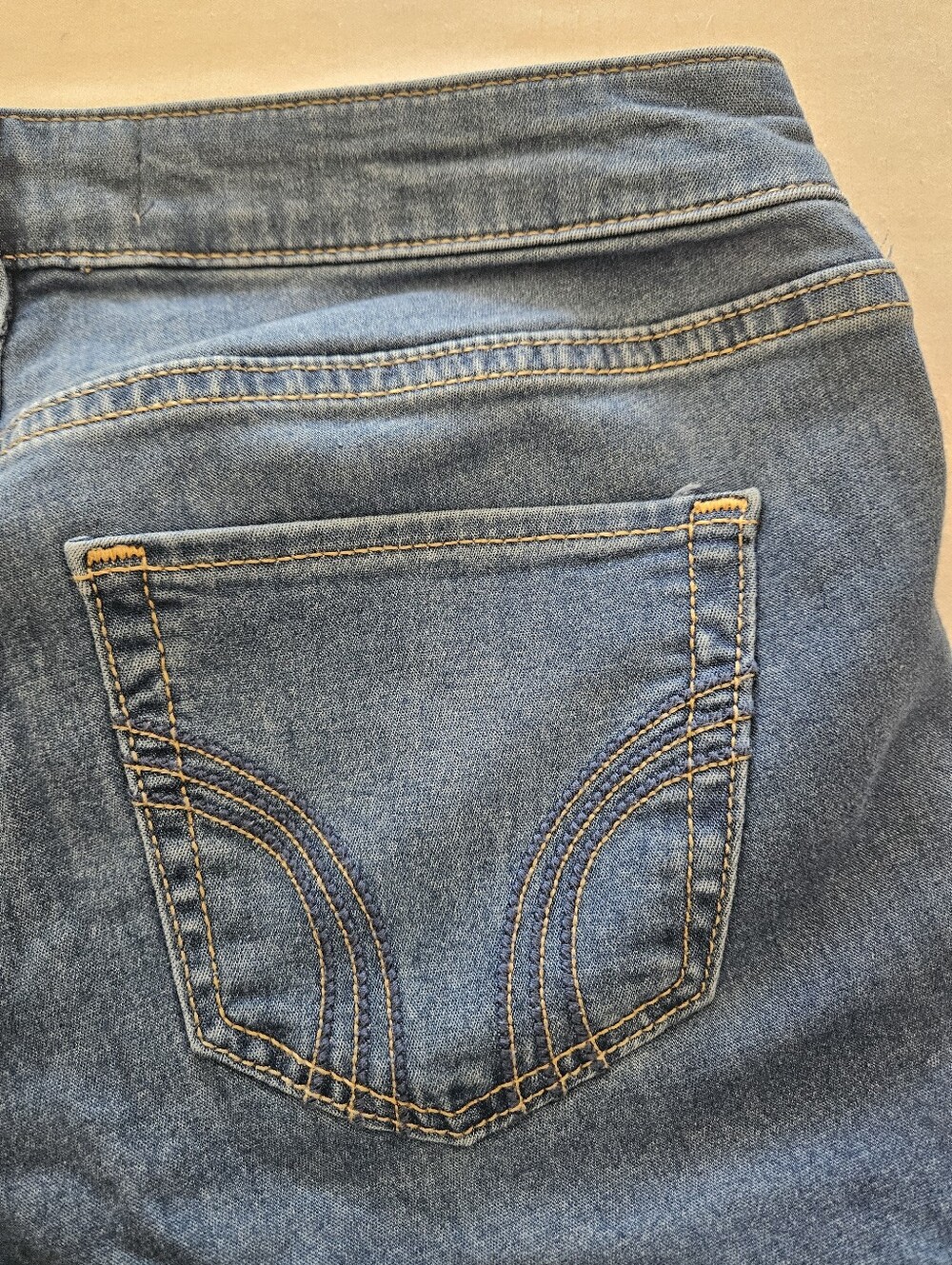 🎆Hollister Low Rise Jean Legging - Blue Denim- Size Small 27 X 26